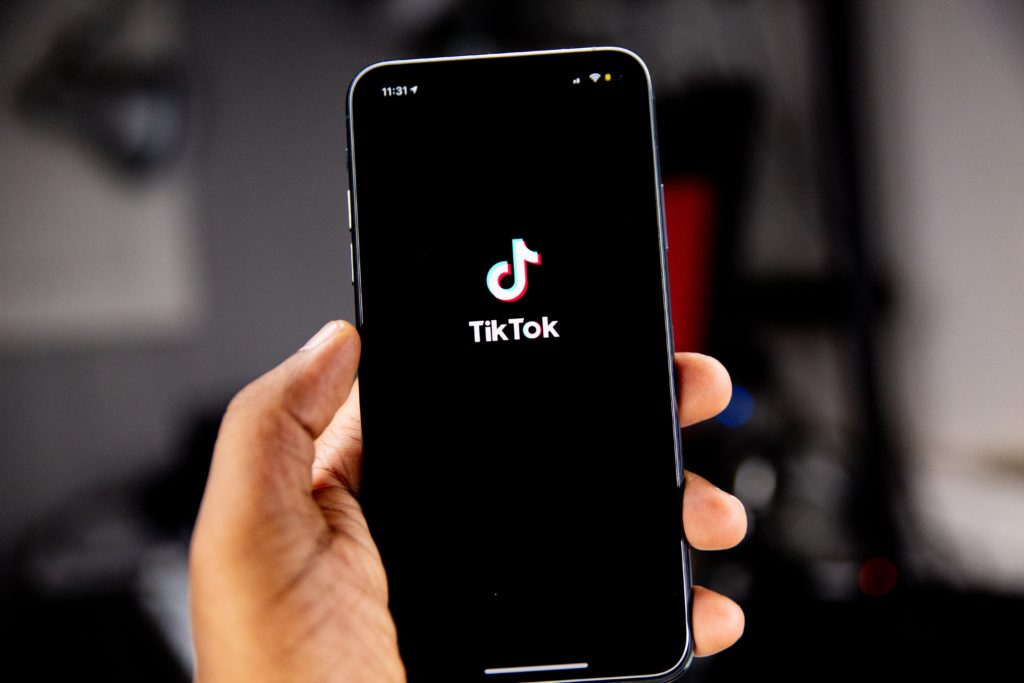 Profile Picture Isn’t Showing/Changing on TikTok: 10 Fixes